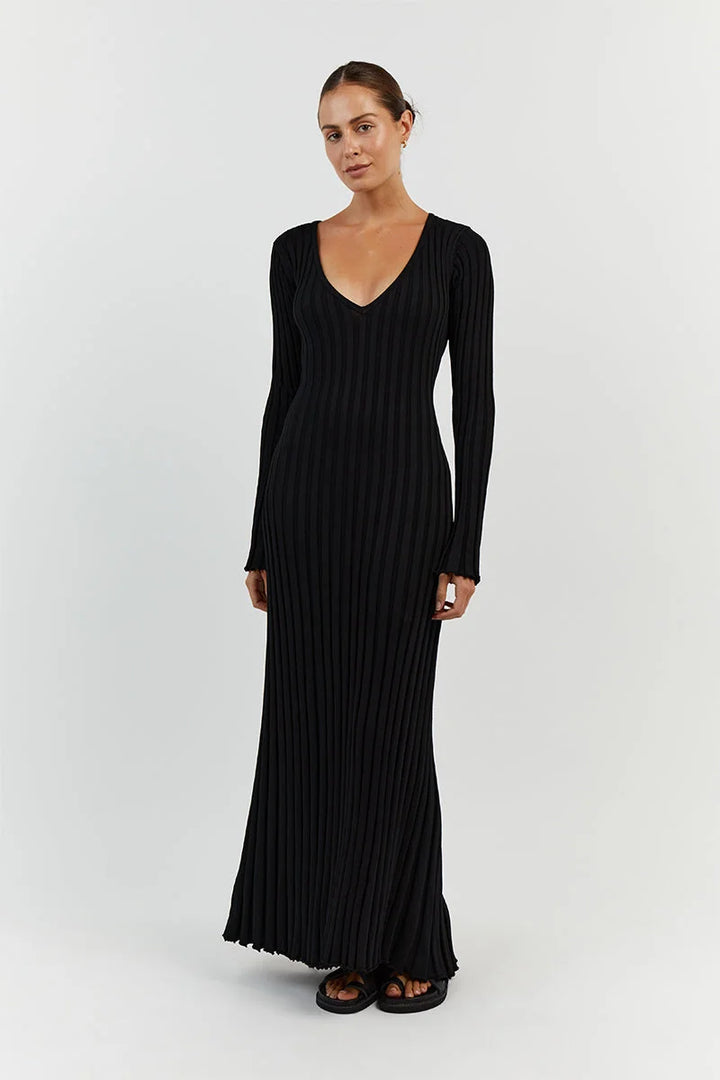 Dianara™ | V-neck knitted midi dress with sleeves (copy)
