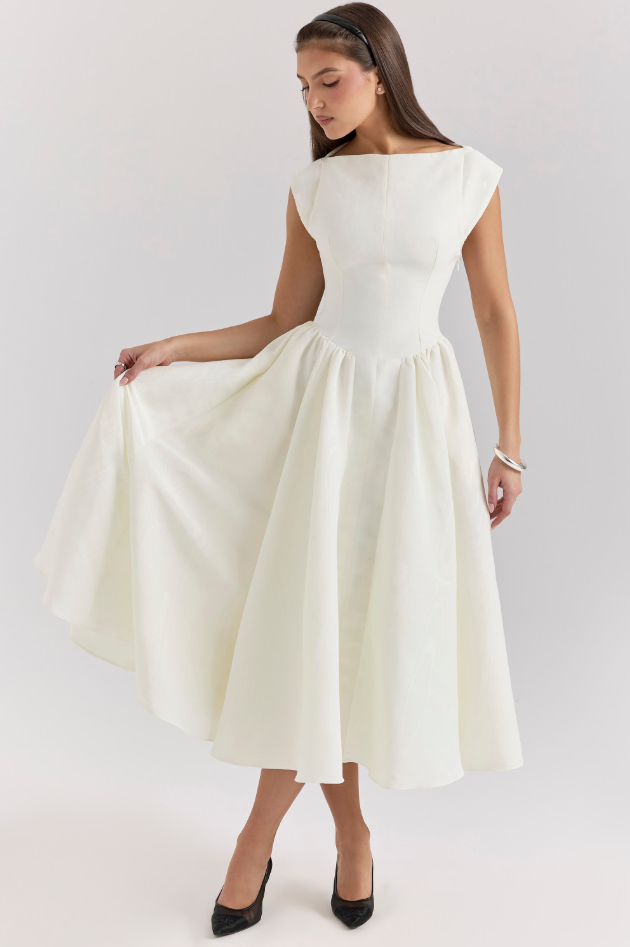 Lucia - Pleated Midi Dress