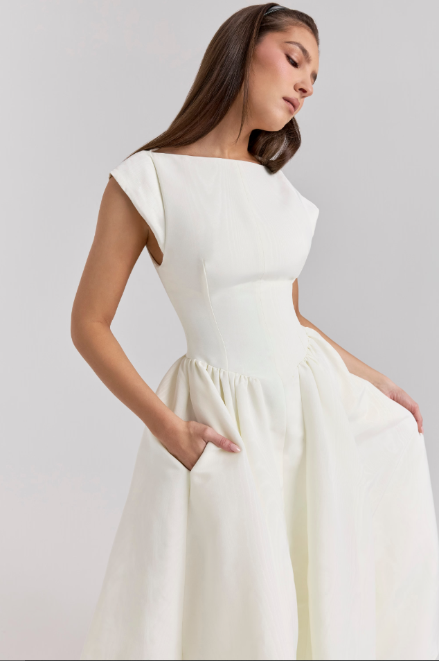 Lucia - Pleated Midi Dress