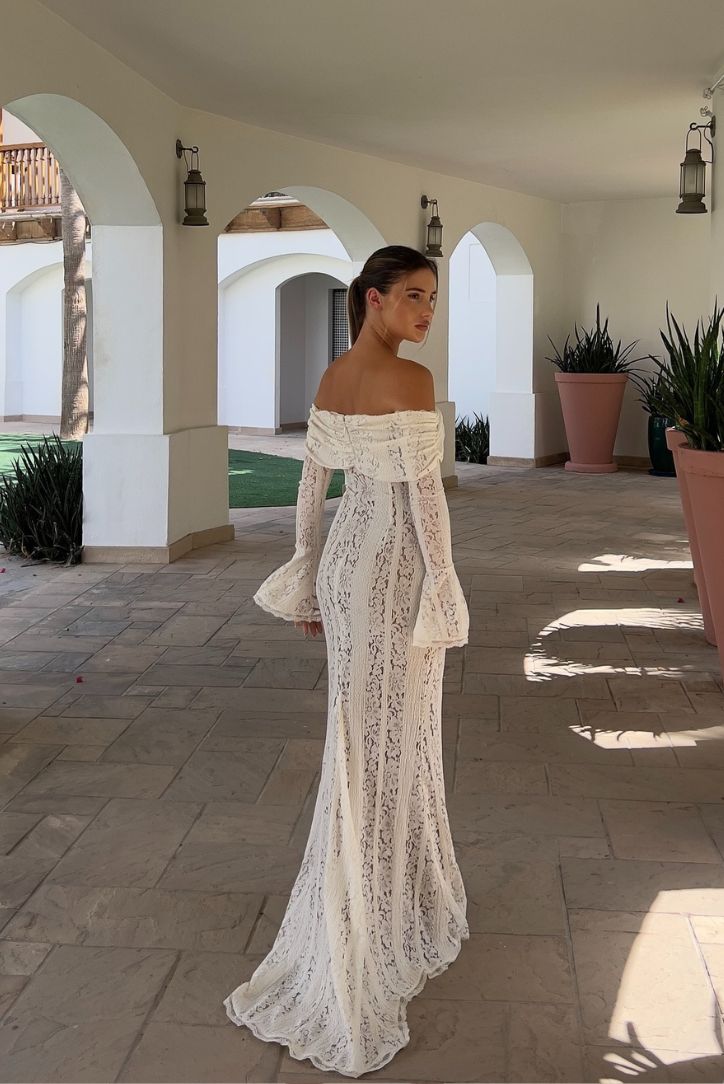 Viraya – Off-the-shoulder crochet lace maxi dress