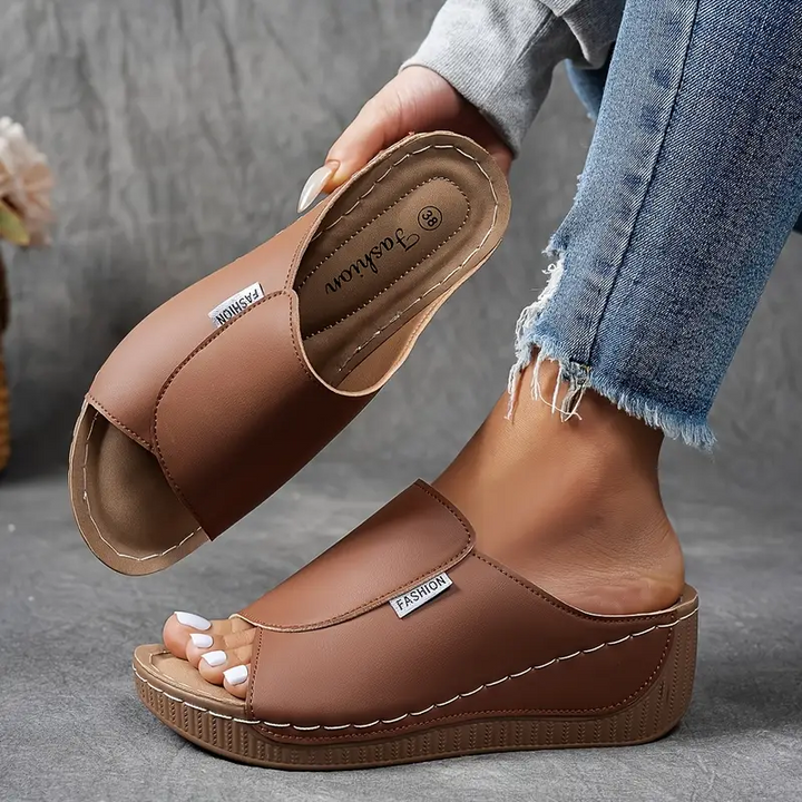 Esther™ | Sandali ortopedici alla moda