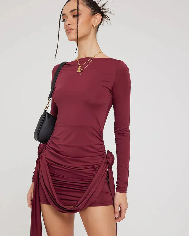 Ilyssia™ | Garnet red boat neck mini dress