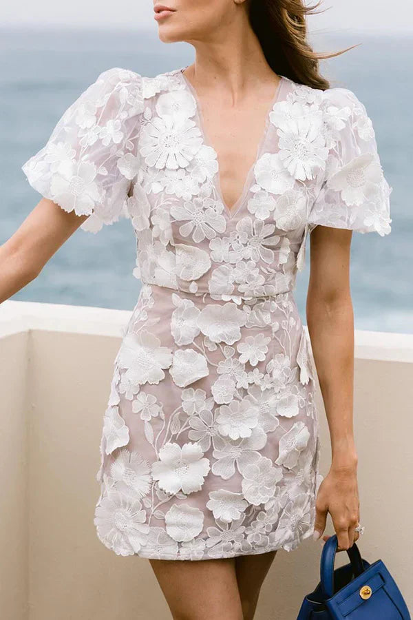 Sue™ | Floral mini dress with puff sleeves