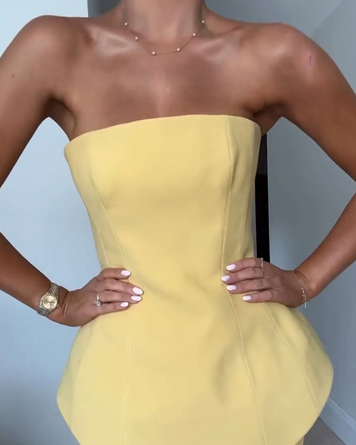 Luna’s- Regal Grace Strapless Gown