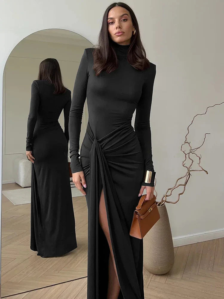 Nyomi™ | Modern dress with high slit
