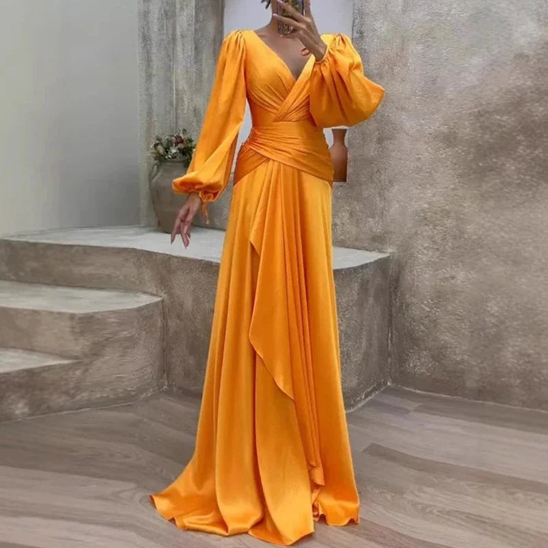 Aubrie - Elegant Flowing Maxi Dress