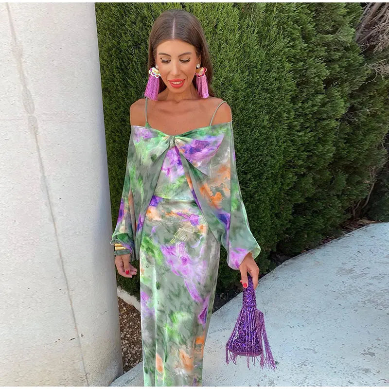 Anisten - Stylish halo dye maxi dress with a removable scarf