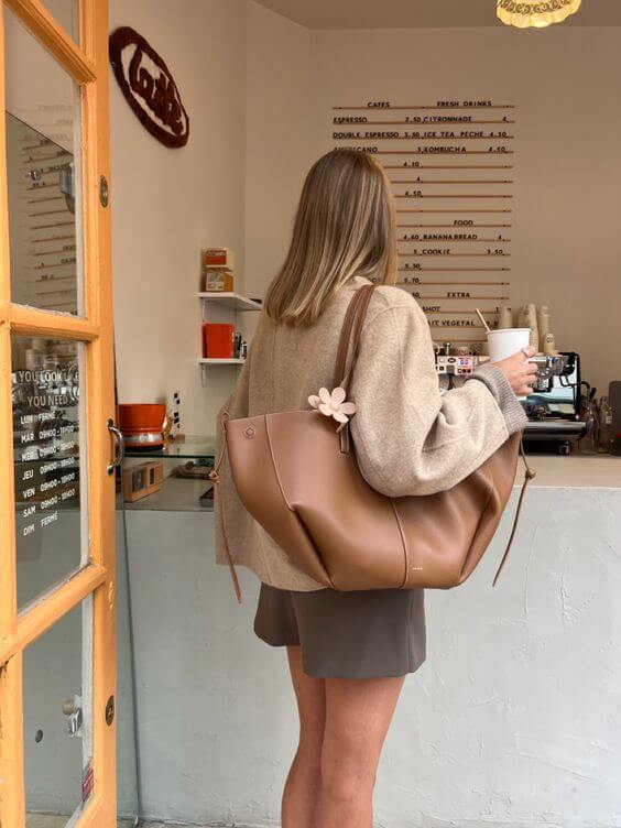 Lirael Tote Handbag