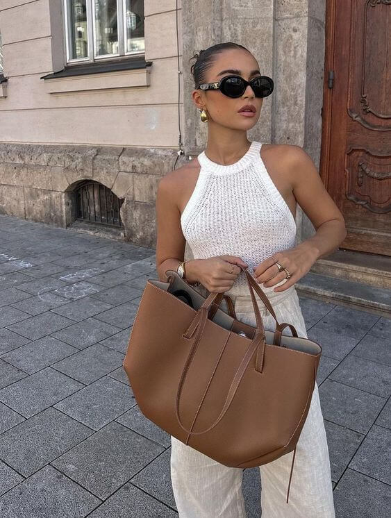Lirael Tote Handbag