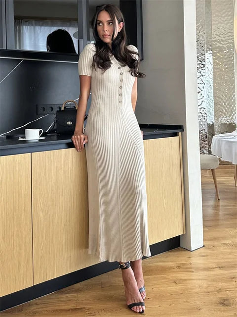 Neti - Loose High Waist Maxi Dress