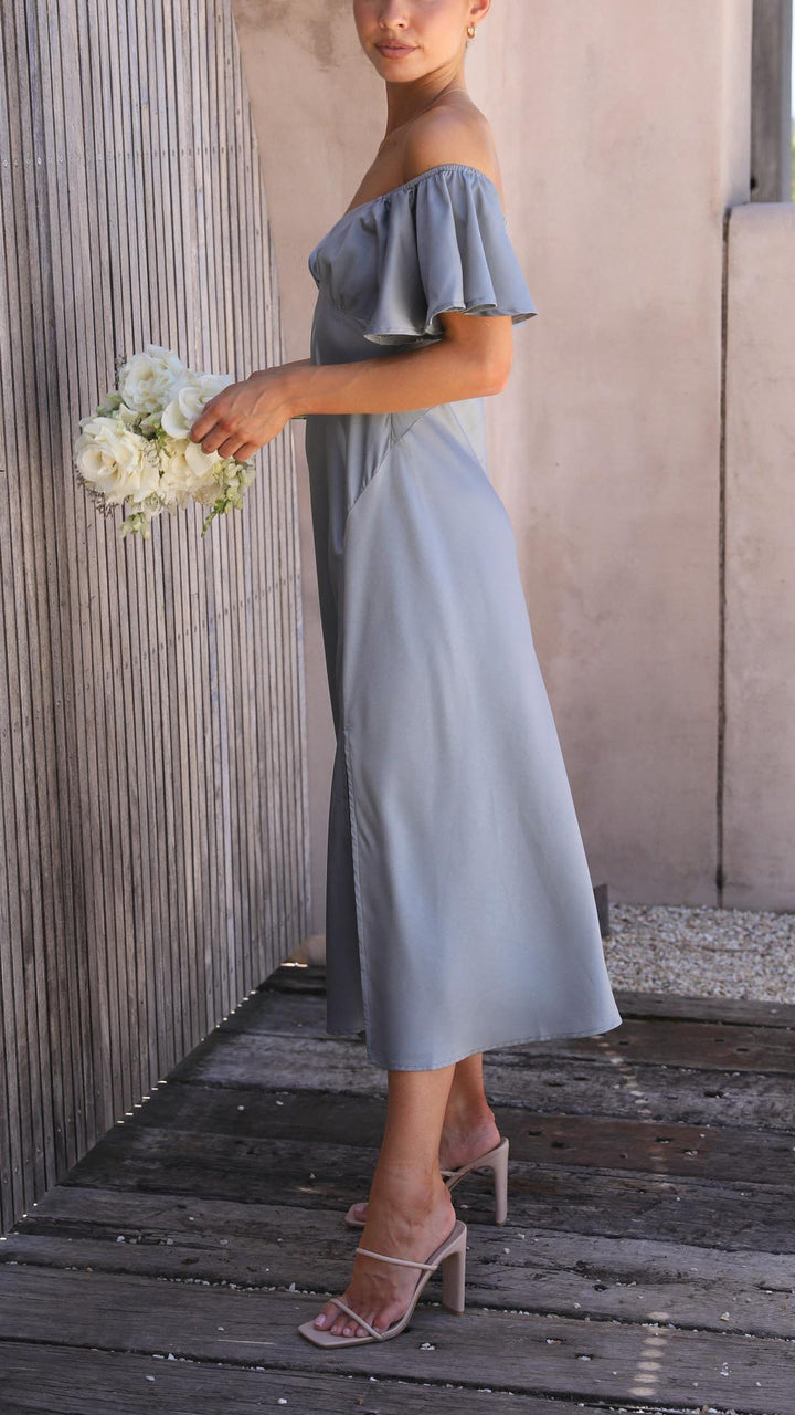 Nalani - Butterfly Sleeve Off-Shoulder Maxi Dress