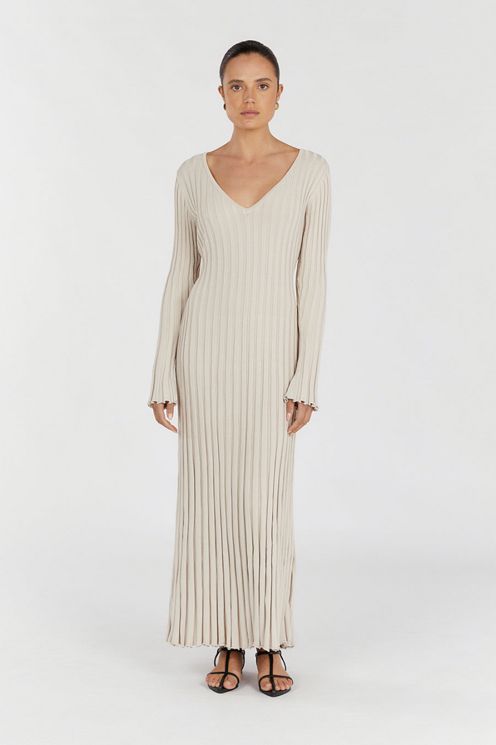 Dianara™ | V-neck knitted midi dress with sleeves (copy)