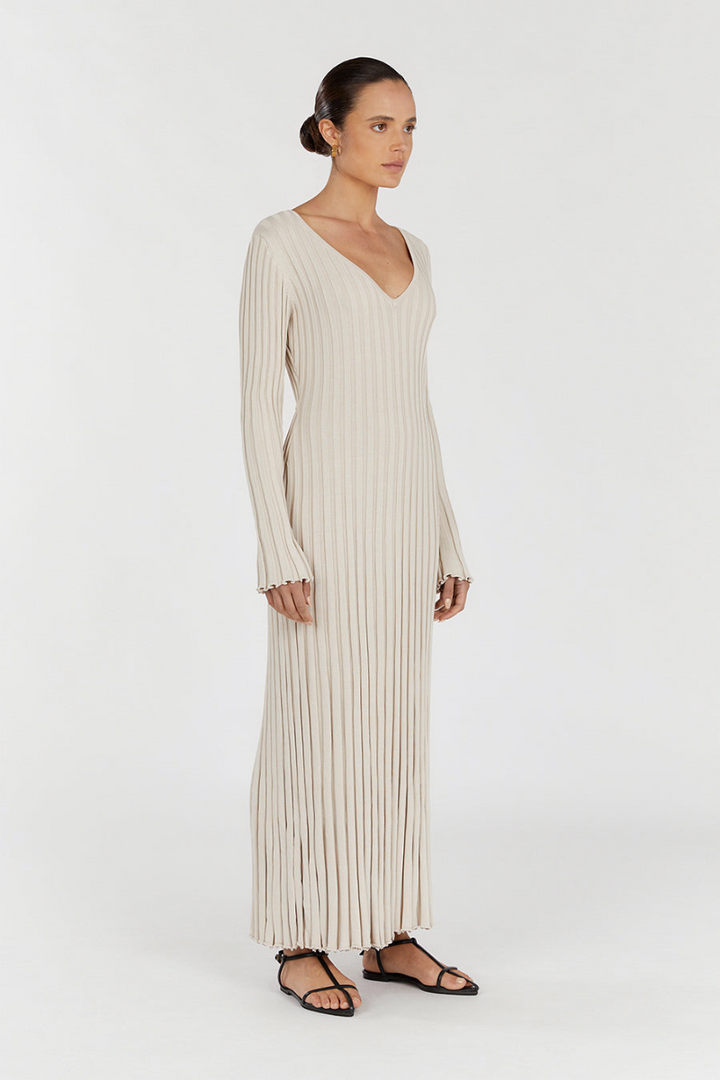 Dianara™ | V-neck knitted midi dress with sleeves (copy)