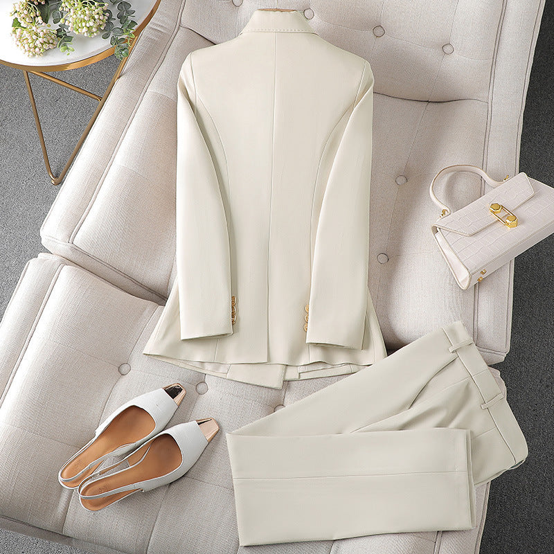 Amélie - Graceful Office Suit