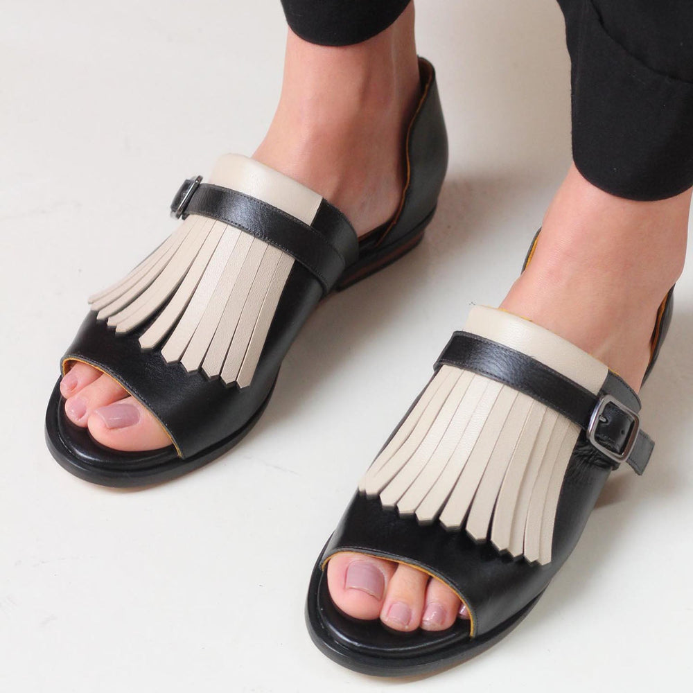 Britta™ - Sandali con frange