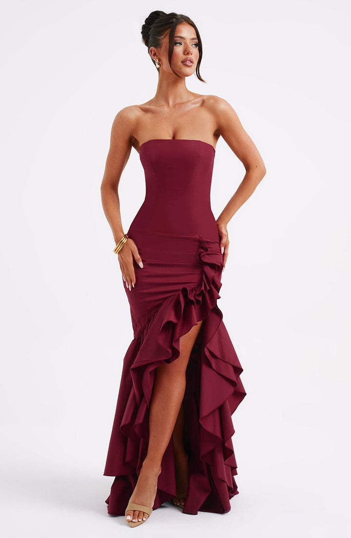Xyrelle™ | Sleeveless maxi dress with slit and ruffles