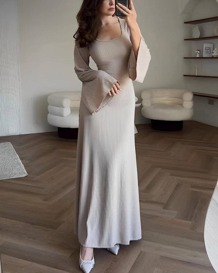 Aiah - Elegant Knitted Maxi Dress
