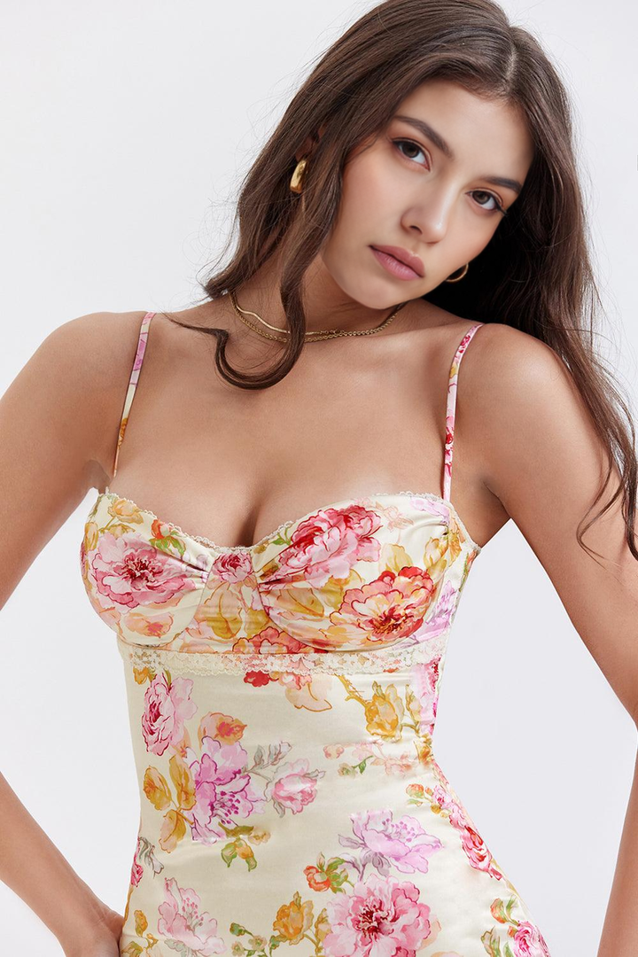 FIORELLA - Charming Floral Maxi Dress