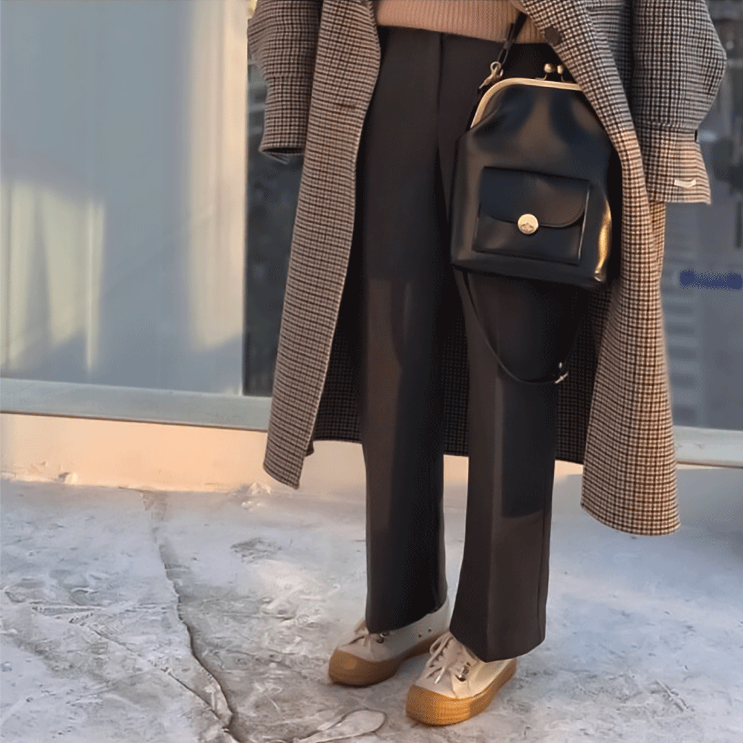 Margarete – Vintage Kiss Lock Shoulder Bag