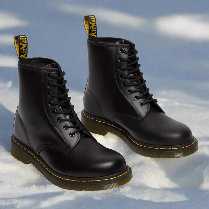 Marten -  Elegant unisex lace-up boot