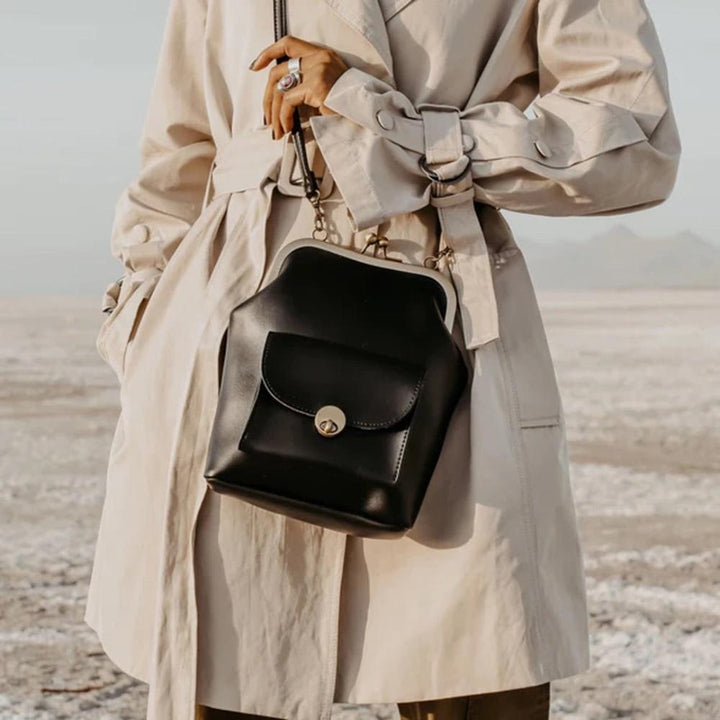 Margarete – Vintage Kiss Lock Shoulder Bag